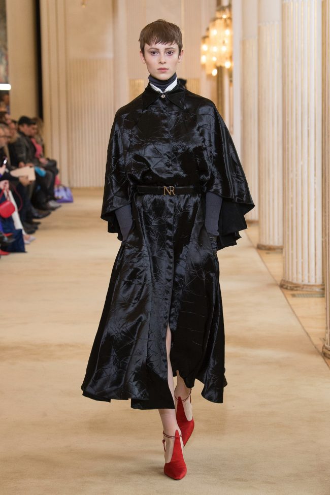 Nina Ricci RTW Fall 2018 - Paris Fashion Week