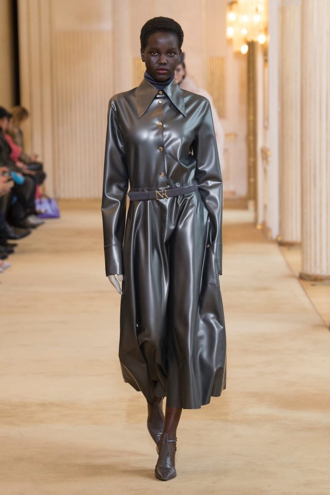 Nina Ricci RTW Fall 2018 - Paris Fashion Week