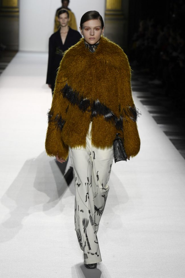 Dries Van Noten RTW Fall 2018 - Paris Fashon Week