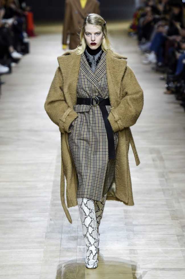 Rochas RTW Fall 2018 -Paris Fashion Week