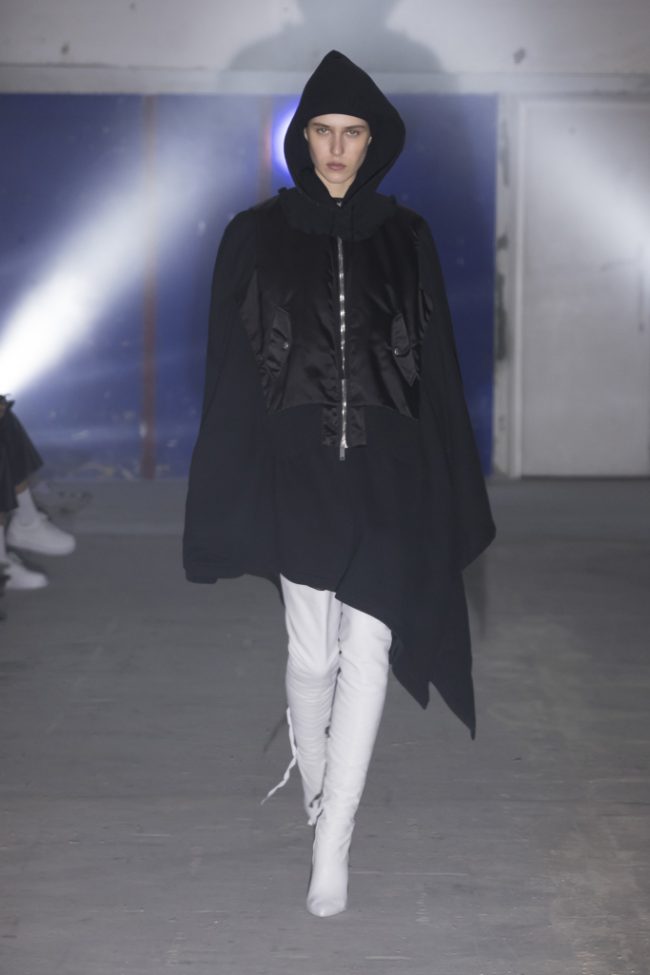 Unravel RTW Fall 2018 - PARIS Fashion Week