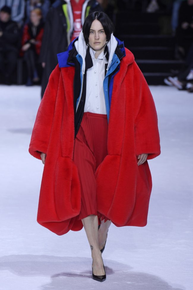 Balenciaga RTW Fall 2018 - Paris Fashion Week