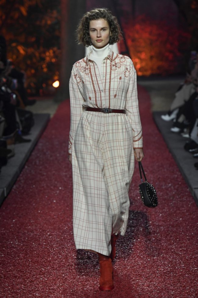 Hermes RTW Fall 2018 - Paris Fashion Week