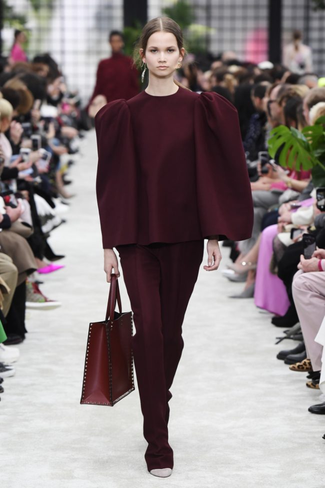 Valentino RTW Fall 2018 - Paris Fashion Week