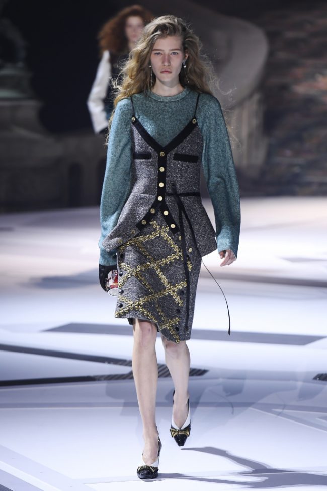 Louis Vuitton RTW Fall 2018 - Paris Fashion Week