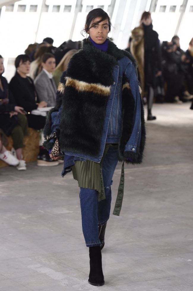 Sacai RTW Fall 2018 - Paris Fashion Week 