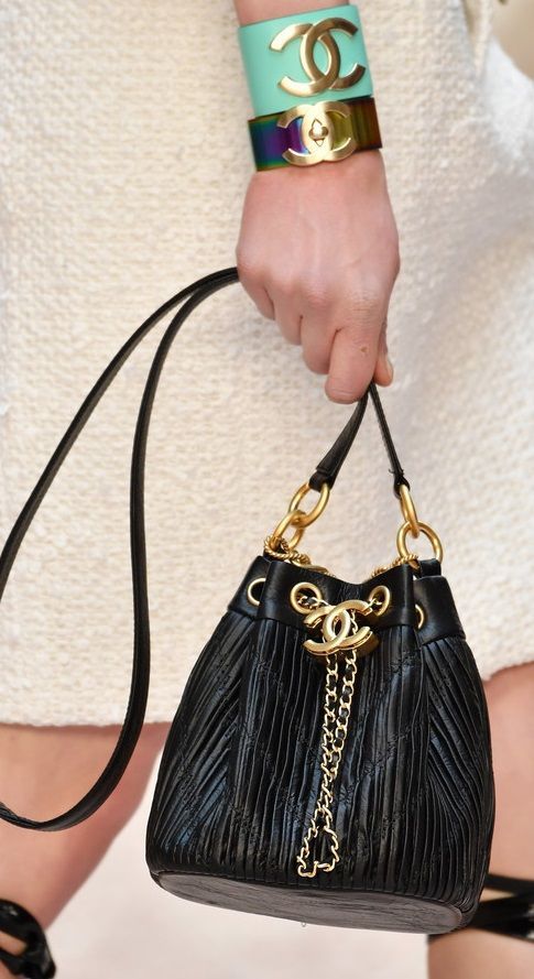 Chanel handbags for fall 2018