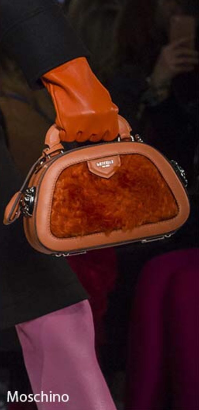 Moschino Fall 2018 handbags for fall 2018