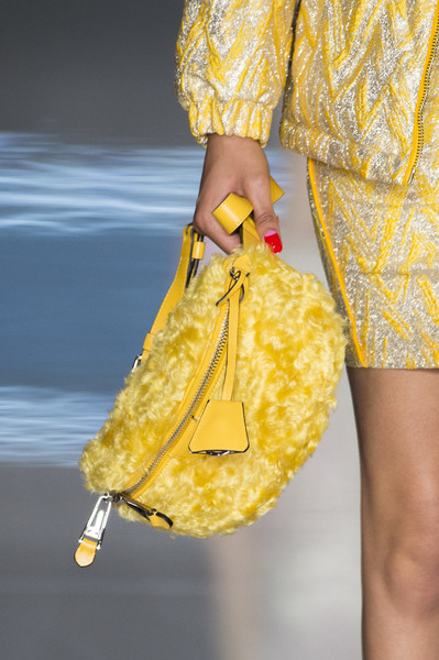 Moschino Fall 2018 handbags for fall 2018