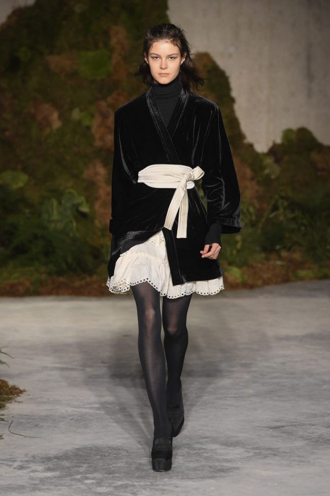 Alexa Chung RTW Fall 2019 London Fashion Week