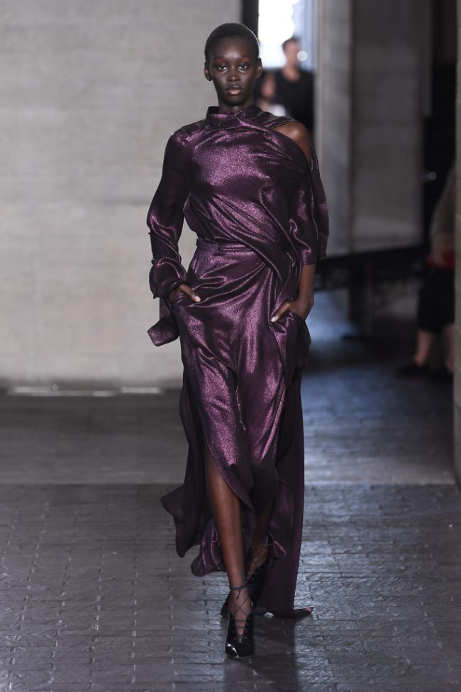 Roland Mouret RTW Fall 2019 London Fashion Week