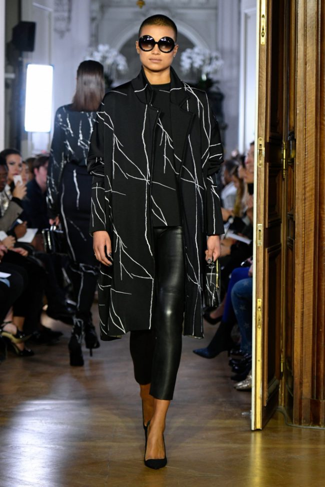 Guy Laroche RTW Fall 2019 Paris fashion Week