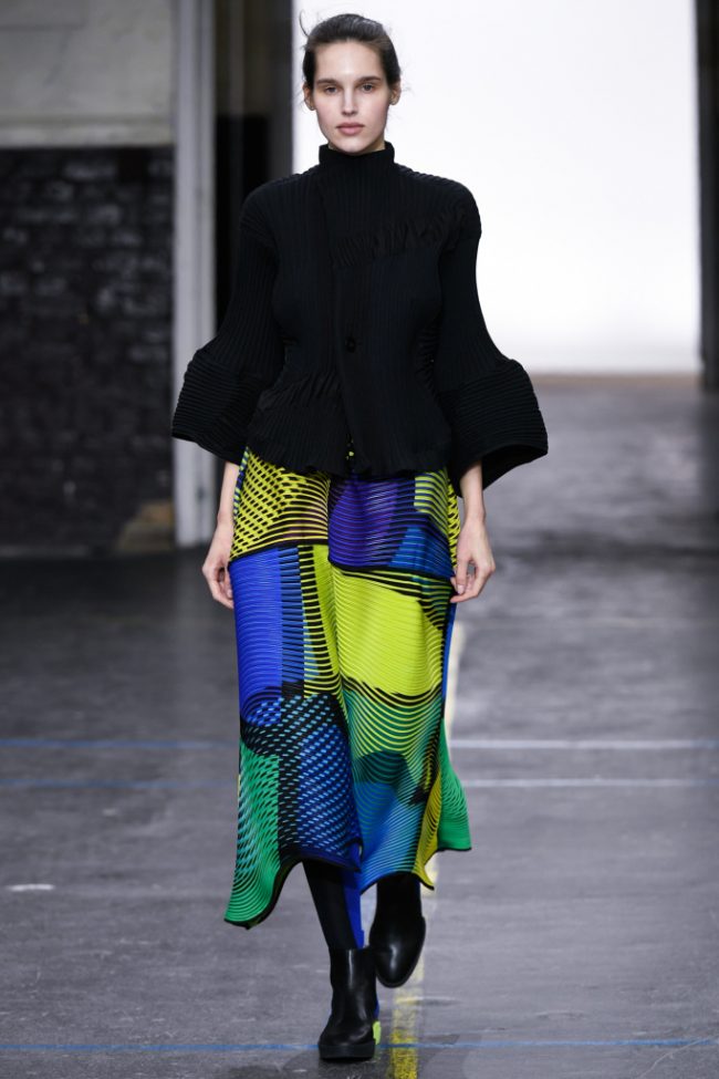 Issey Miyake RTW Fall 2019 Paris Fashion Week