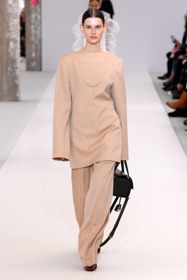 Nina Ricci RTW Fall 2019 Paris Fashion Week